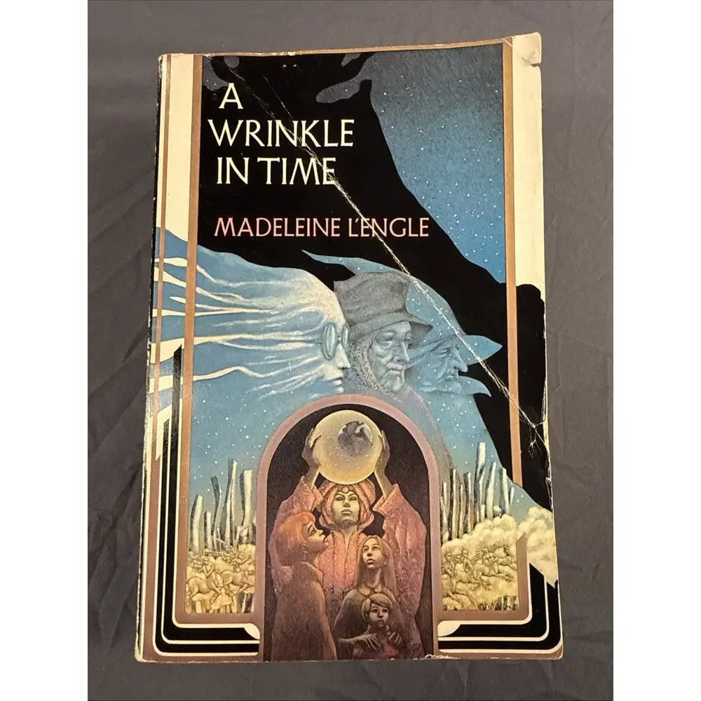 A Wrinkle In Time, A Wind In The Door, A Swiftly Tilting Planet Set